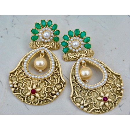 Antique Pearl Green Flower Earrings